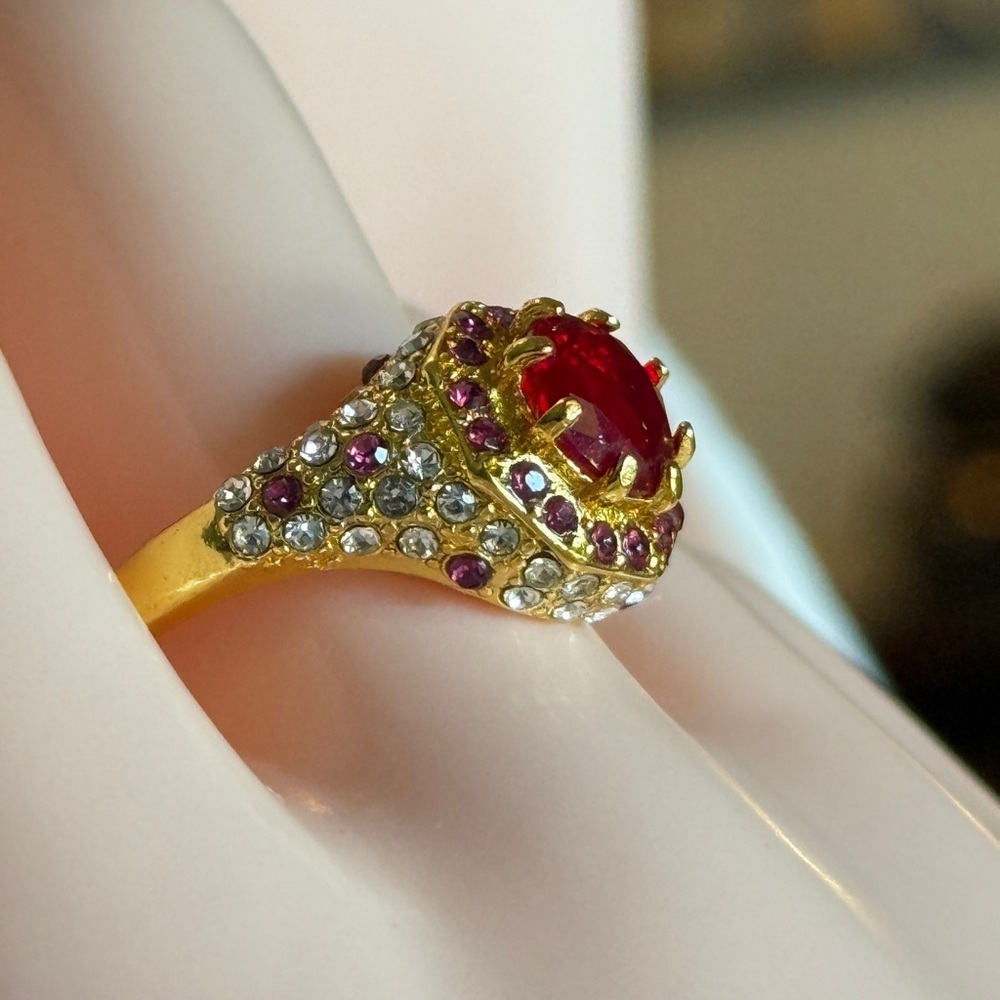 Vintage Ruby Red Gold Ring | Elegant Statement Jewelry